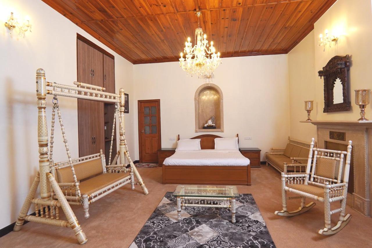 Bed and Breakfast The Edgeworth Shimla Esterno foto