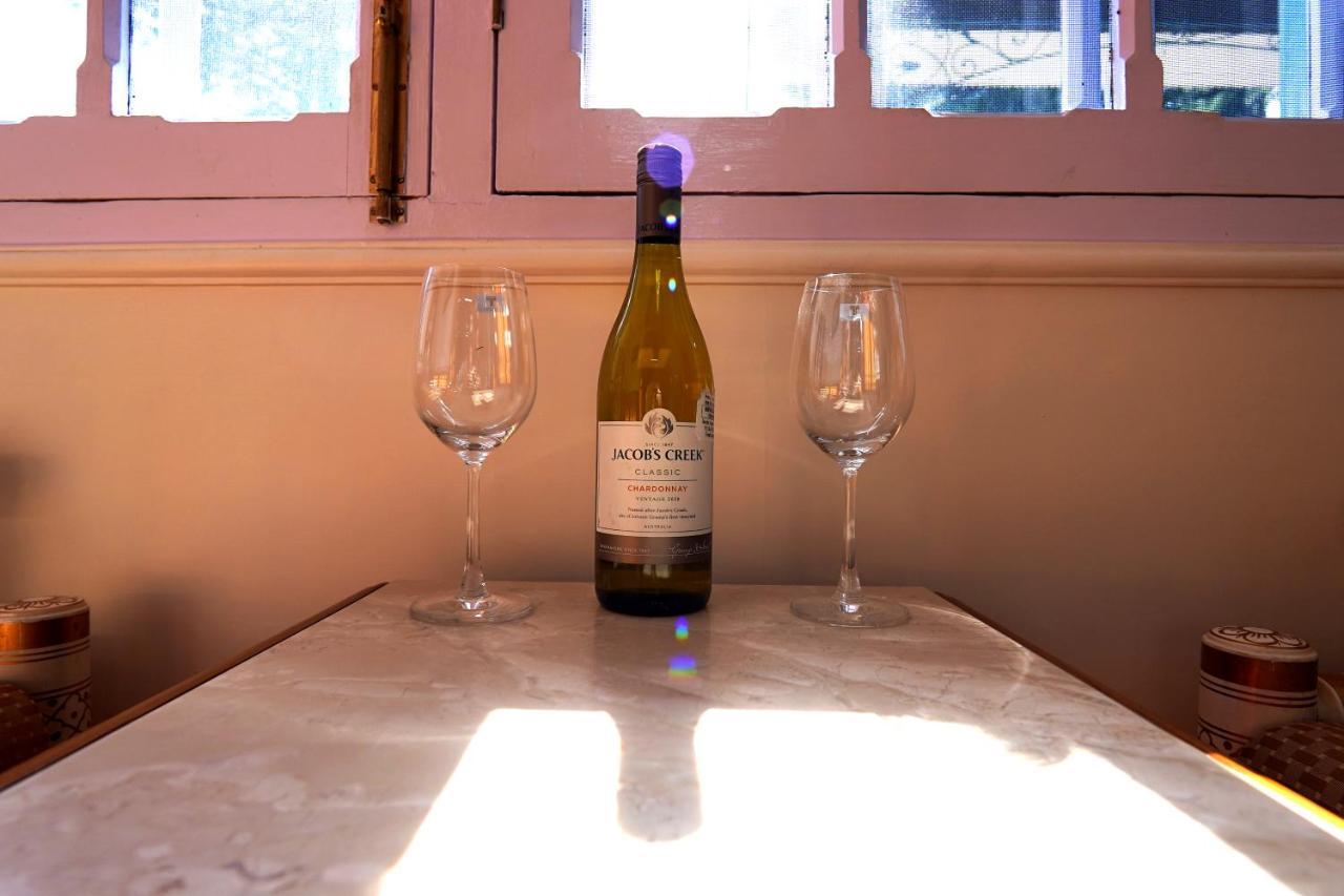 Bed and Breakfast The Edgeworth Shimla Esterno foto