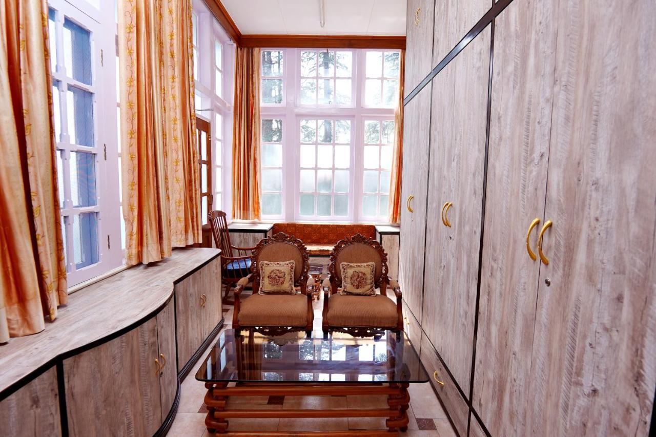 Bed and Breakfast The Edgeworth Shimla Esterno foto